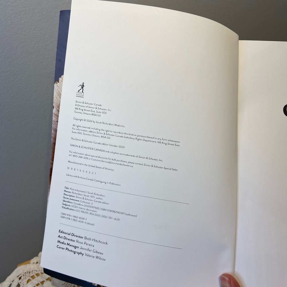 Softcover Design Book “Collected” by Sarah Richardson 🇨🇦 - Picture 4 of 5